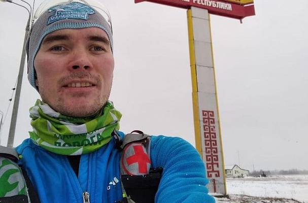 Житель Санкт-Петербурга за год добежал до космодрома Восточный