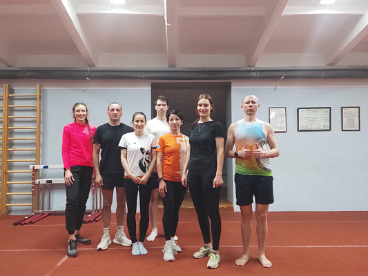 Первая тренировка в 2022 году в манеже стадиона "Амур" пройдет 6 января